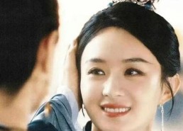 铠新皮肤炫酷特效引关注，吃瓜导航推荐