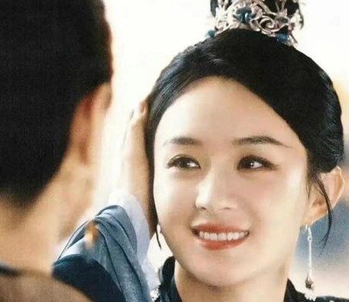 铠新皮肤炫酷特效引关注，吃瓜导航推荐