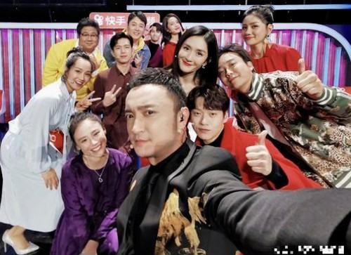 娱乐圈吃瓜大事件回顾:从小助理逆袭到顶流的故事