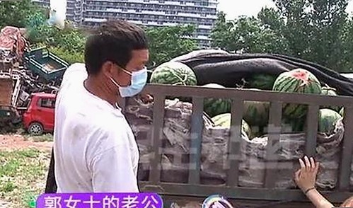 明星恋情曝光背后：娱乐圈的复杂关系与真相解读